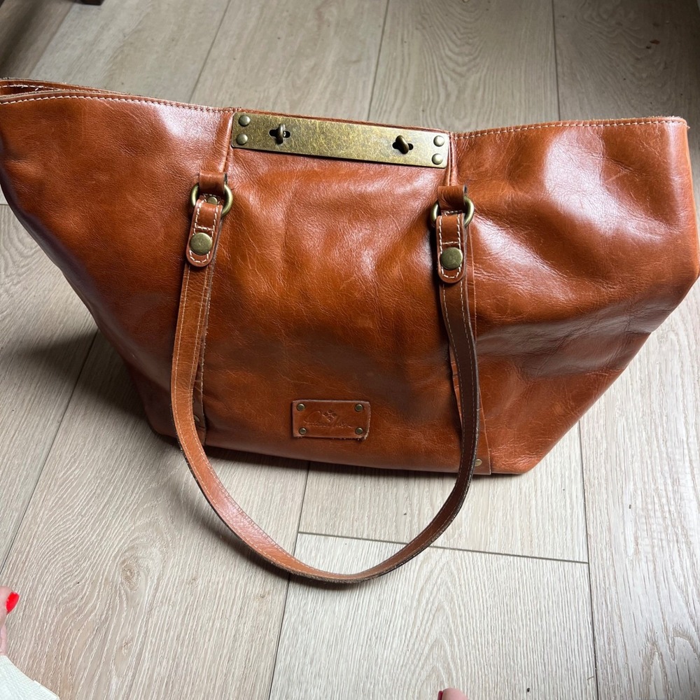 Patricia Nash Cognac Brown Leather Studded Tote Bag Brass Hardware Turn Lock